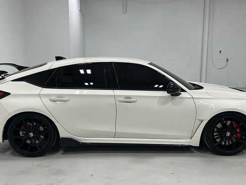 Used 2025 Honda Civic Type R image 7