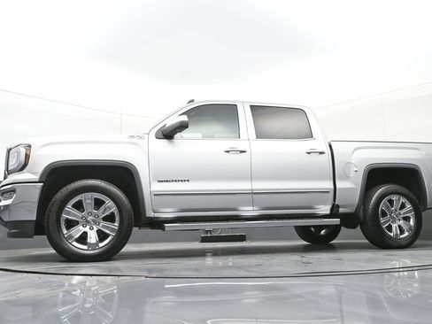 Used 2018 GMC Sierra 1500 SLT image 39
