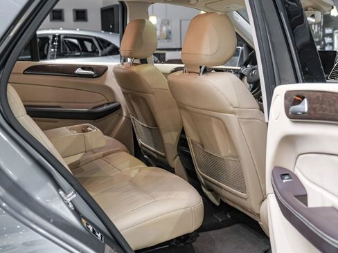 Used 2018 Mercedes-Benz GLE 350 image 33