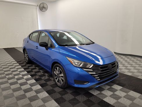 Used 2024 Nissan Versa SV FWD image 13