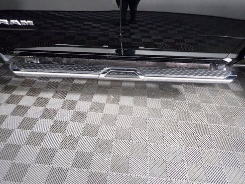 Used 2024 RAM 2500 Big Horn image 17