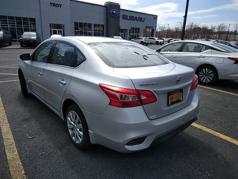 Used 2016 Nissan Sentra S image 2