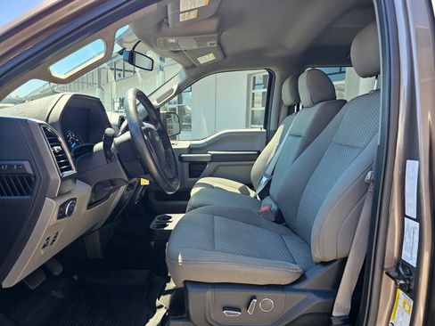 Used 2018 Ford F150 XLT w/ Equipment Group 302A Luxury AWD/4WD image 17