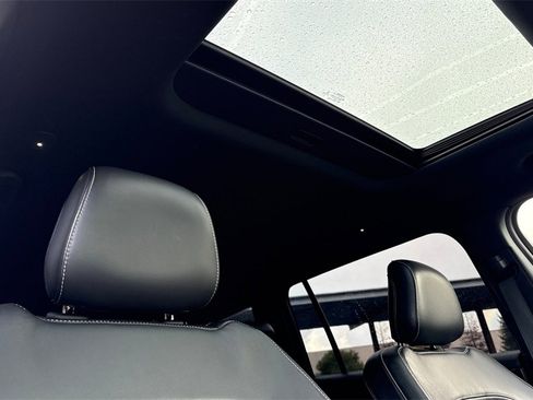 Used 2021 Jeep Grand Cherokee L Laredo image 25