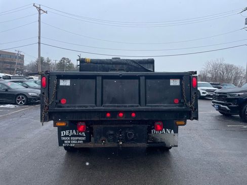 Used 2017 Ford F550 4x4 Regular Cab Super Duty image 4
