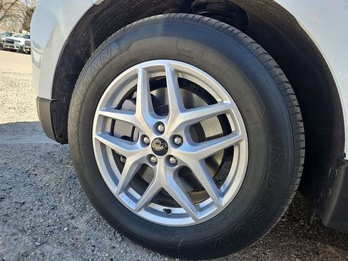 Used 2024 Ford Edge SEL image 4