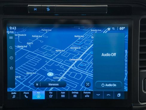 Certified 2025 Ford F150 Lariat w/ Equipment Group 502A High image 30