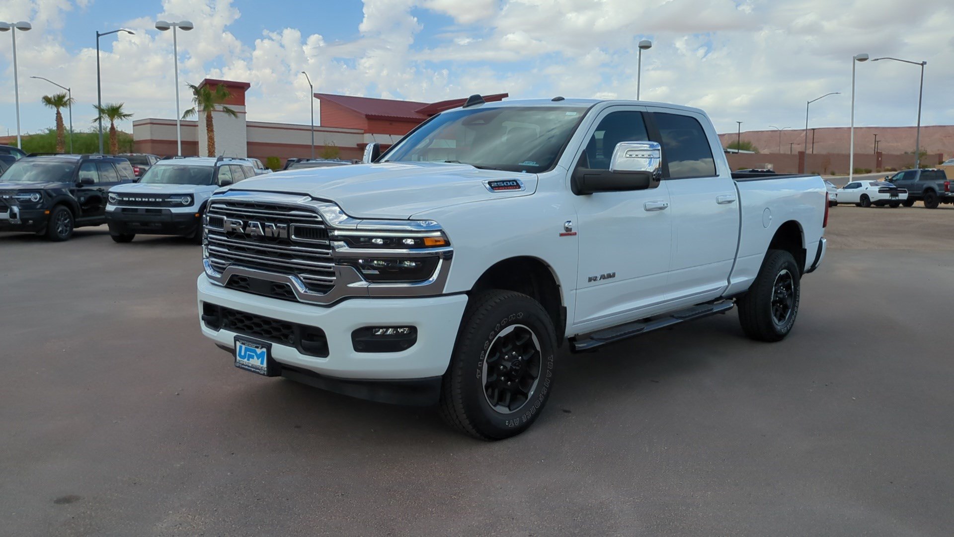 Used 2025 RAM 2500 Laramie AWD/4WD image 7