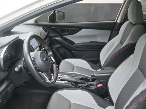 Used 2023 Subaru Crosstrek 2.0i Premium image 11