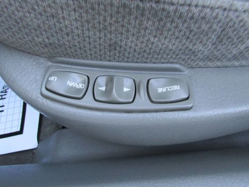 Used 2000 Saturn L-Series LS2 image 43