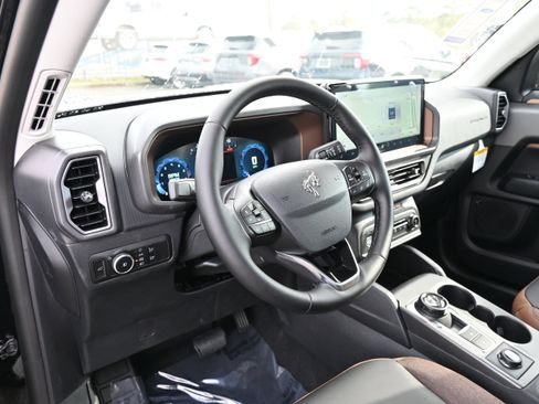 New 2025 Ford Bronco Sport Outer Banks w/ Outer Banks Tech Package+ image 14