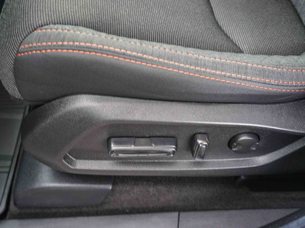 Used 2025 Honda Pilot Sport image 19
