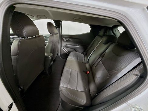 New 2027 Chevrolet Bolt LT FWD image 16