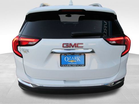 Certified 2021 GMC Terrain SLT AWD/4WD image 4