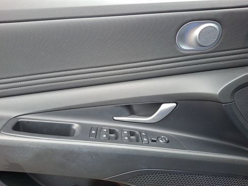 Certified 2023 Hyundai Elantra SEL w/ Convenience Package FWD image 13