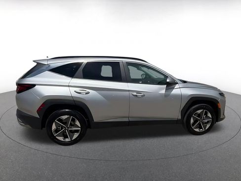 Used 2026 Hyundai Tucson SEL Plus AWD/4WD image 14