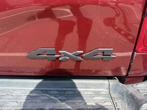 Used 2021 RAM 3500 Big Horn w/ Night Edition AWD/4WD image 19
