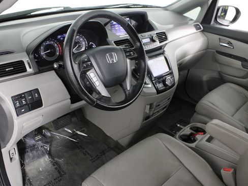 Used 2016 Honda Odyssey EX-L image 19