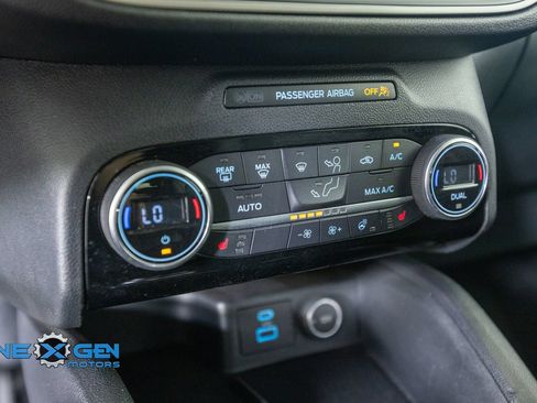 Used 2021 Ford Escape SEL w/ Technology Package AWD/4WD image 23