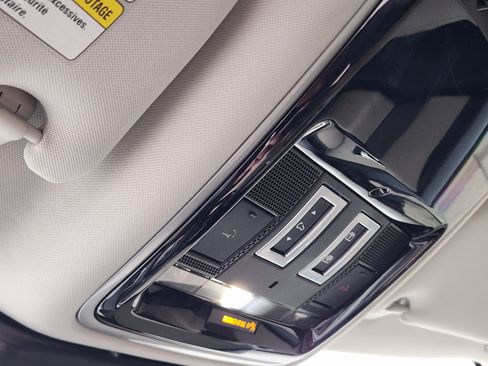 Certified 2021 Land Rover Range Rover Velar S image 28