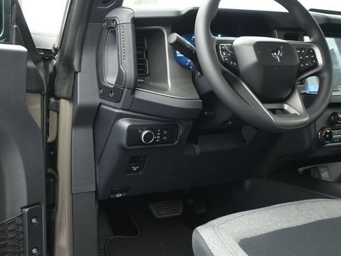 New 2026 Ford Bronco 2-Door AWD/4WD image 10