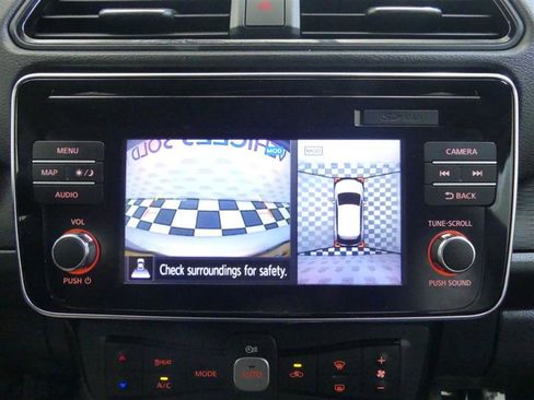 Used 2018 Nissan Leaf SL w/ SL Technology Package FWD image 10