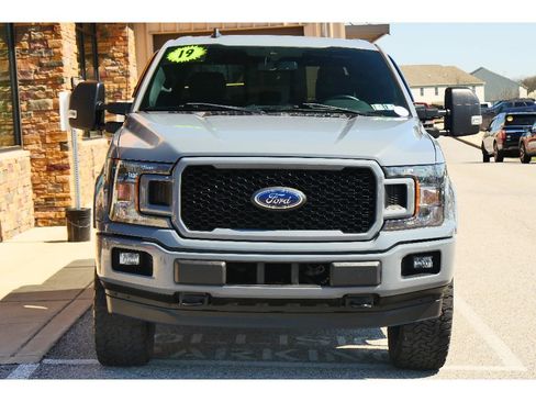 Used 2019 Ford F150 XLT w/ Equipment Group 302A Luxury image 8