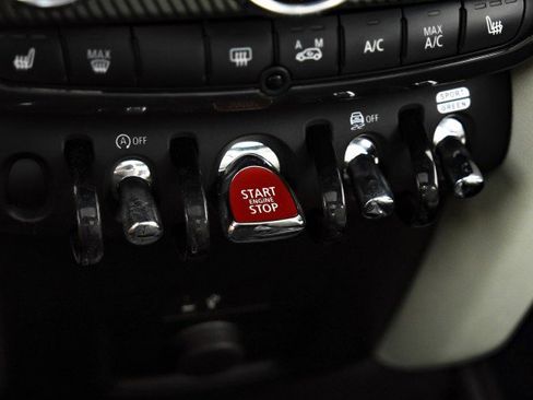 Used 2022 MINI Cooper Countryman S w/ Signature Upholstery Package image 20