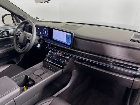 Used 2024 Hyundai Santa Fe Calligraphy image 39