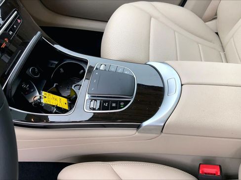 Certified 2021 Mercedes-Benz GLC 300 image 16