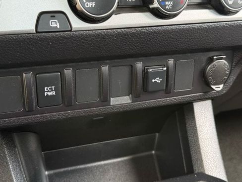 Used 2022 Toyota Tacoma SR w/ SX Package RWD image 20