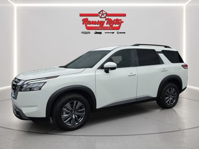 Used 2025 Nissan Pathfinder SV