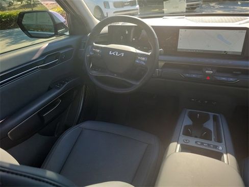 Certified 2026 Kia EV9 Light image 14