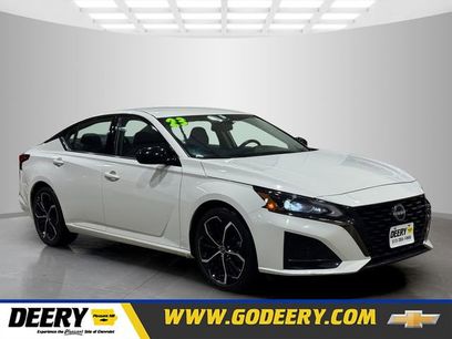 Used 2023 Nissan Altima 2.5 SR