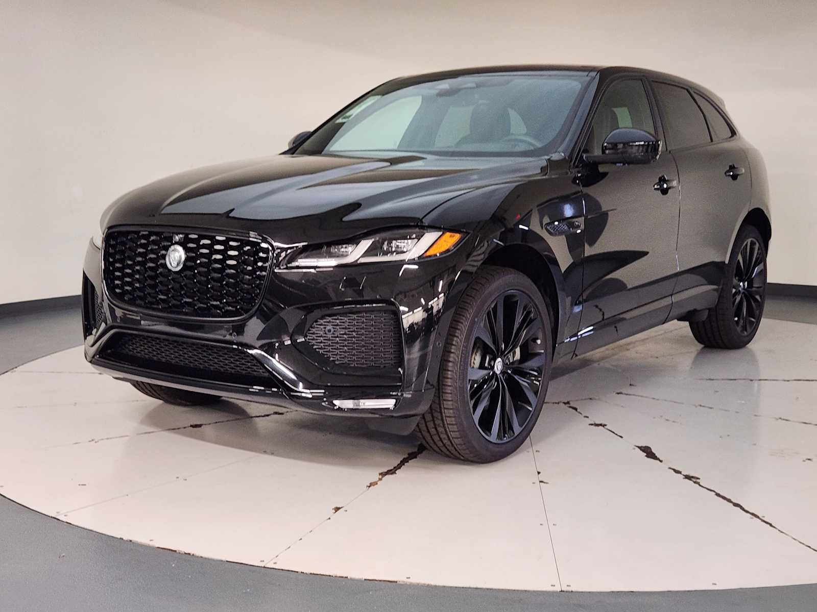 New 2026 Jaguar F-PACE R-Dynamic S AWD/4WD image 1