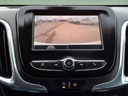 Used 2023 Chevrolet Equinox LT image 19