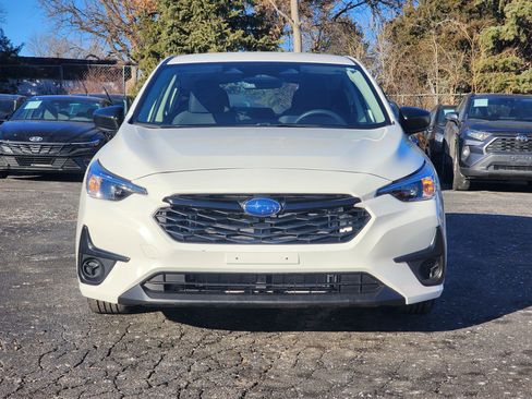 Used 2024 Subaru Impreza 2.0i image 2