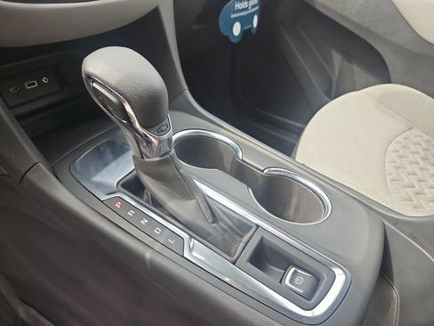 Used 2024 Chevrolet Equinox LS w/ LS Convenience Package FWD image 24
