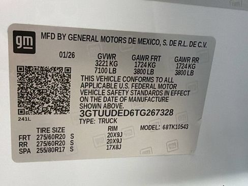 Used 2026 GMC Sierra 1500 SLT w/ SLT Premium Plus Package AWD/4WD image 44