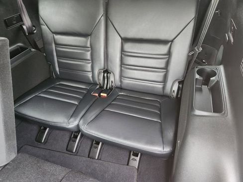 Used 2019 Kia Sorento SX w/ SX Touring Package FWD image 34