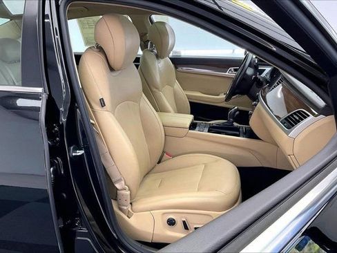 Used 2016 Hyundai Genesis 3.8 w/ Option Group 02 image 6