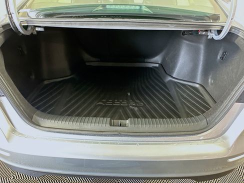 Used 2024 Honda Accord EX image 28