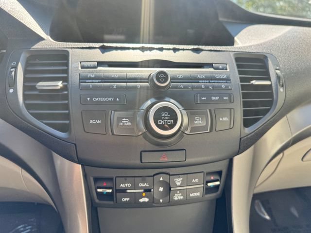 Used 2010 Acura TSX Sedan FWD image 9