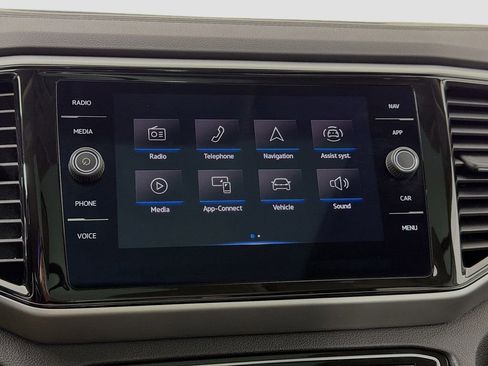 Used 2023 Volkswagen Atlas SEL R-Line image 15