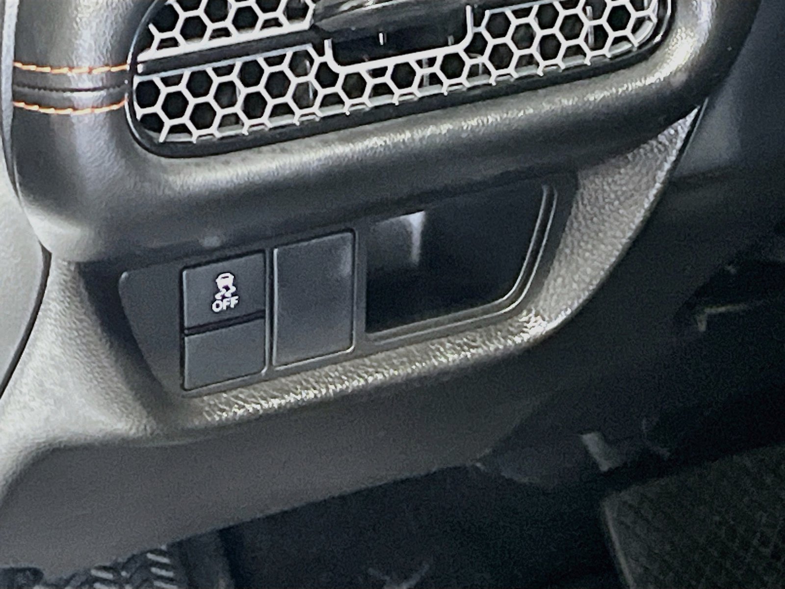 Used 2025 Honda HR-V Sport image 10