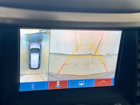 Used 2018 GMC Acadia Denali w/ Technology Package image 17