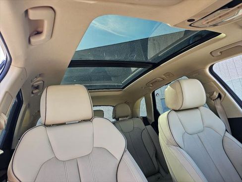 Used 2023 Audi Q5 2.0T Premium Plus w/ Premium Plus Package image 3