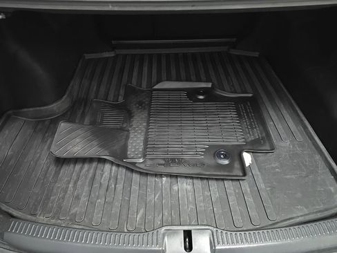 Used 2024 Toyota Crown XLE image 11