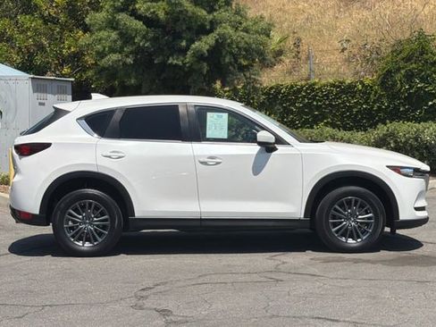 Used 2020 MAZDA CX-5 Sport FWD image 3