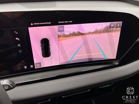 Used 2025 Audi Q6 e-tron Premium w/ Convenience Package image 17